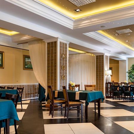 Hotel Kresowiak Сєм'ятиче Екстер'єр фото